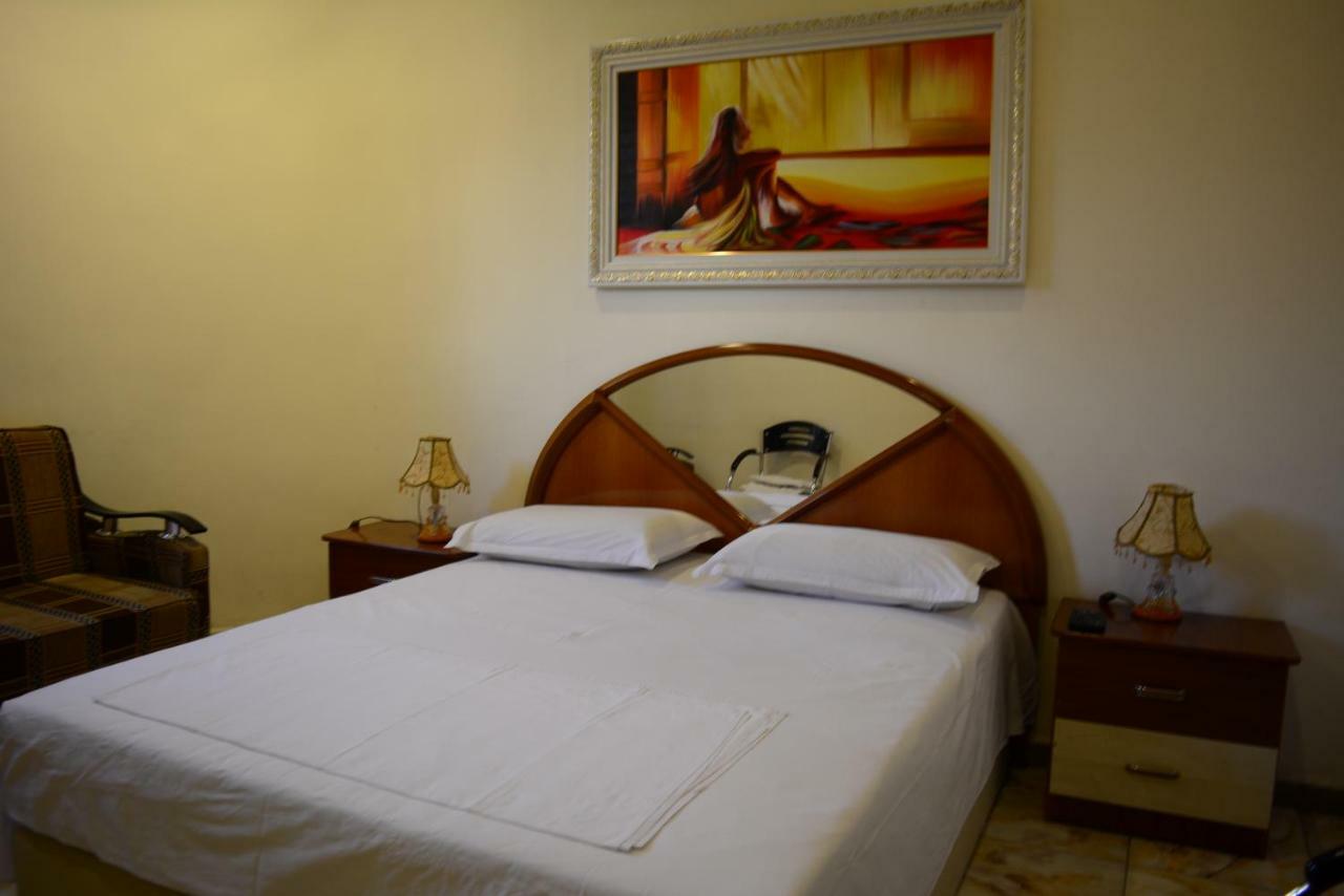 Hotel Republika تيرانا المظهر الخارجي الصورة